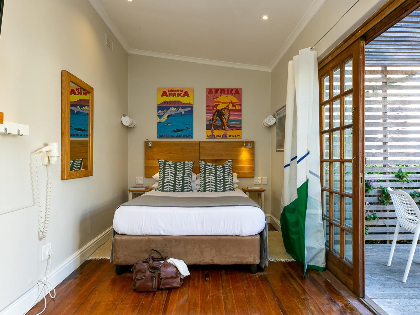 Studios - Stone Cottages @ Camps Bay Village