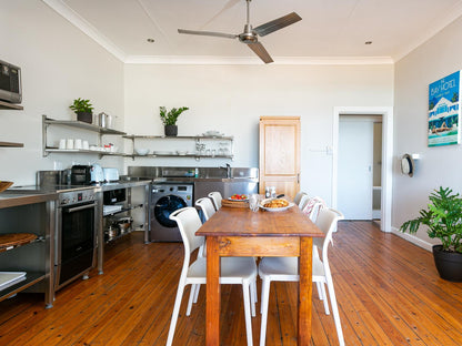 Traditional Family 3 Bedroom -Tidal Pool @ Camps Bay Village
