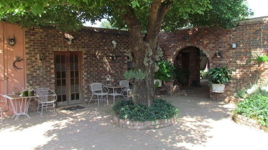 Carey 43 Bed And Breakfast Bothaville Free State South Africa House, Building, Architecture, Framing, Garden, Nature, Plant