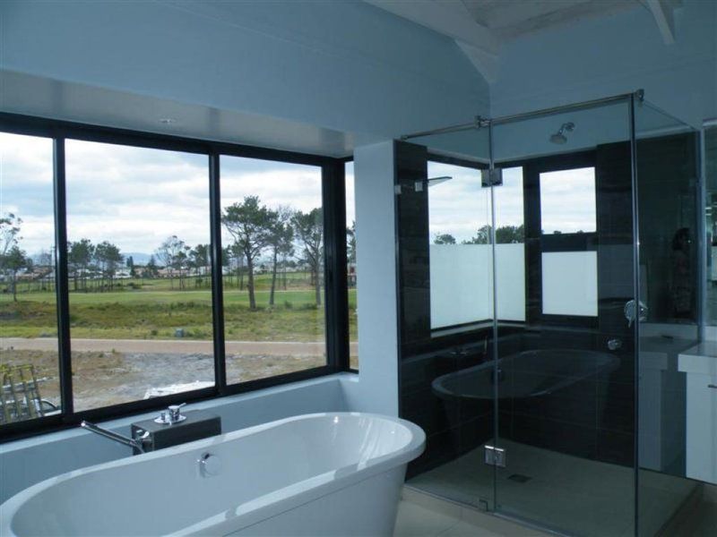 Caribbean Golf Villa Fernkloof Hermanus Western Cape South Africa Bathroom