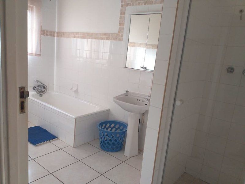 Casa Del Sol 4 Lawrence Rocks Margate Kwazulu Natal South Africa Unsaturated, Bathroom