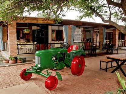 Casa Forno Country Hotel, Tractor, Vehicle, Agriculture