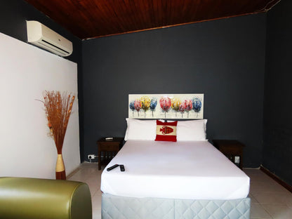 Ensuite Bedroom @ Casa Palmeira