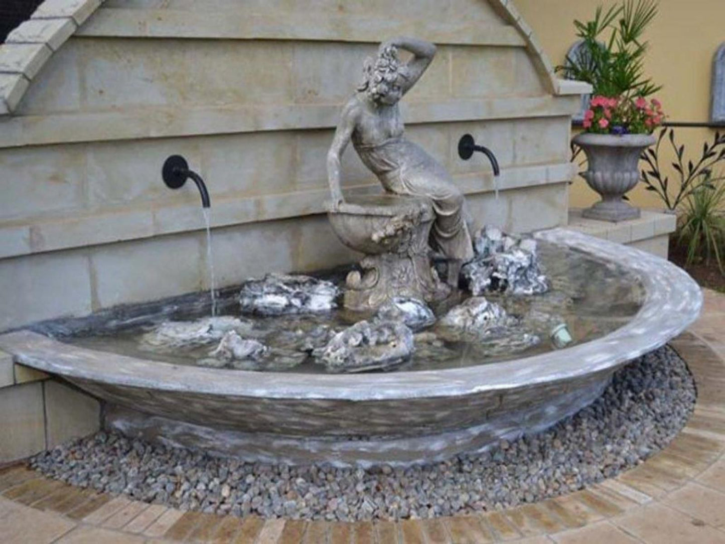 Casa Romana B&B, Fountain, Architecture