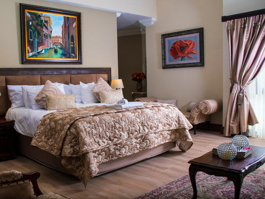 Room 8 Royal En-suite @ Casa Flora