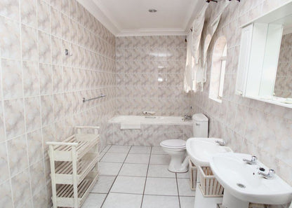 Casa Grande Lodge Brits North West Province South Africa Unsaturated, Bathroom