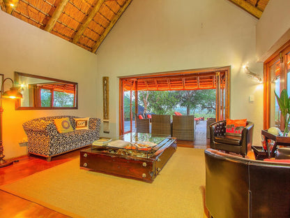 Casart Game Lodge, Colorful