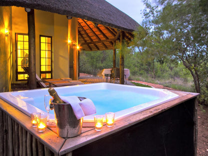 Casart Game Lodge, LUXURY RONDAVEL, Swimming Pool