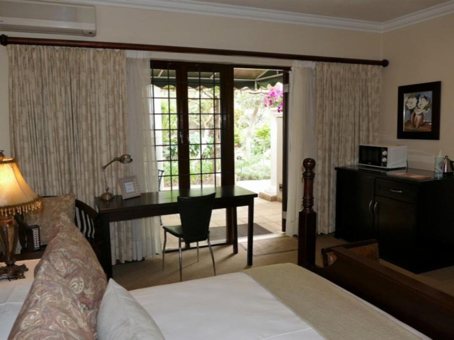 Double room @ 174 Premier Guest House