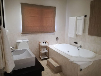 Cedar Rest Boutique Hotel Chartwell Johannesburg Gauteng South Africa Bathroom