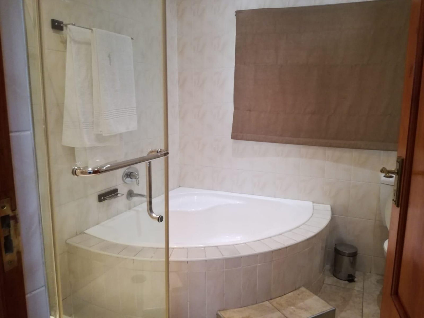 Cedar Rest Boutique Hotel Chartwell Johannesburg Gauteng South Africa Bathroom