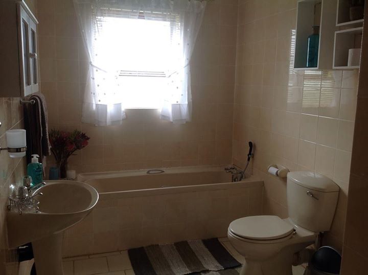 Cederlaan 16 Wavescrest Jeffreys Bay Jeffreys Bay Eastern Cape South Africa Bathroom