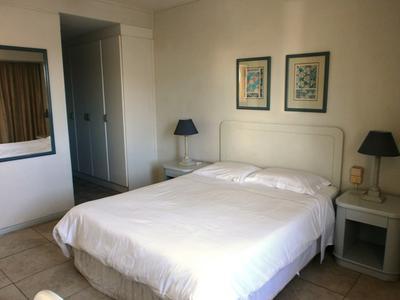 CenturionHotelBeachfrontApmt201 SeaPoint @ Centurion All Suite Hotel Apartments