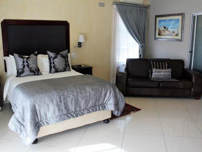 Double Room @ Chandlers Guest House