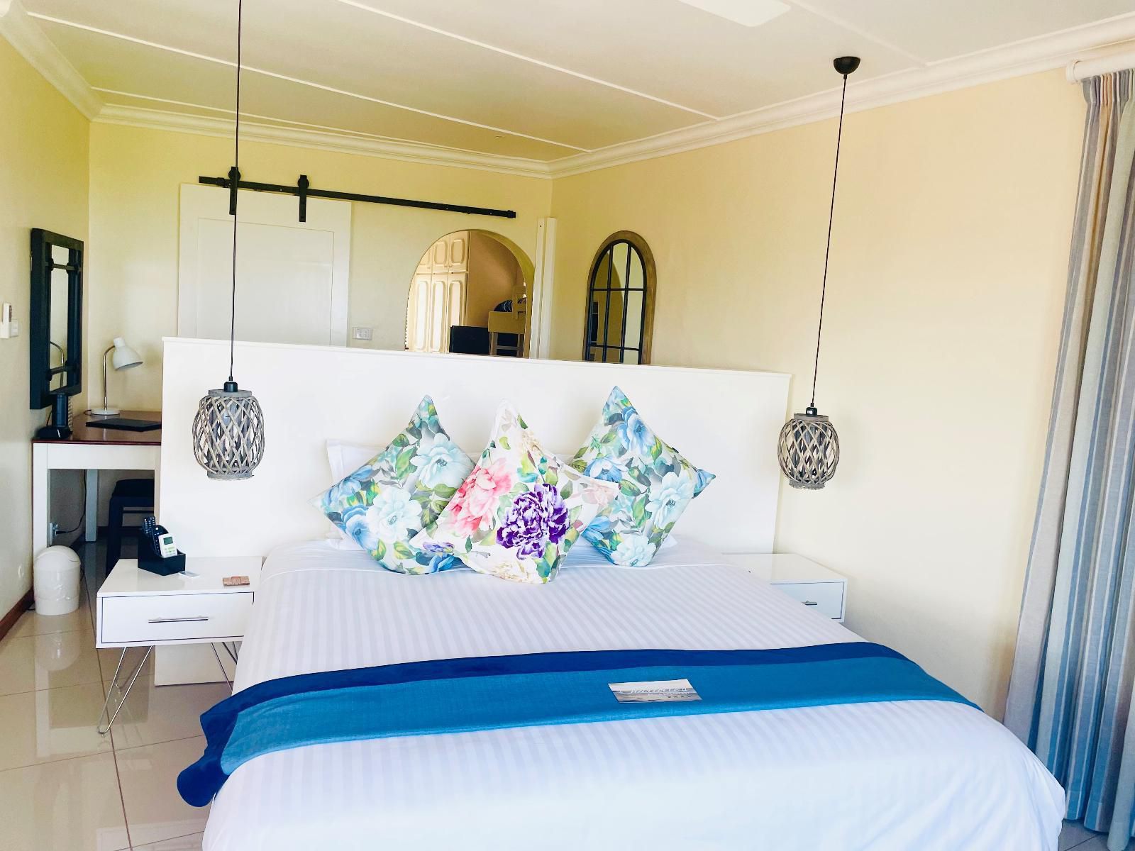 Charlotte S Bed And Breakfast Mtunzini Kwazulu Natal South Africa Complementary Colors, Bedroom