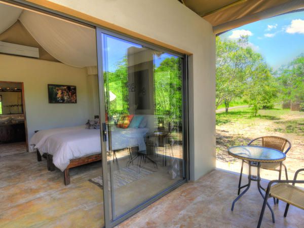 Cheetah Paw Eco Lodge Thornybush Game Reserve Mpumalanga South Africa Bedroom, Framing