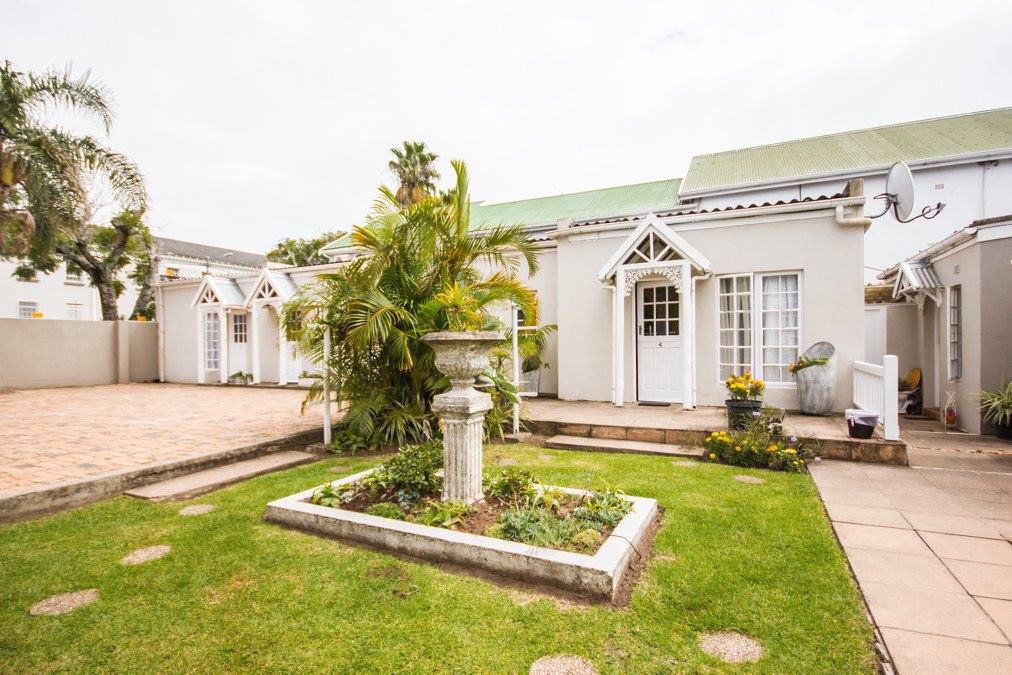 Chelsea Square Bandb Southernwood East London Eastern Cape South Africa House, Building, Architecture, Palm Tree, Plant, Nature, Wood, Garden