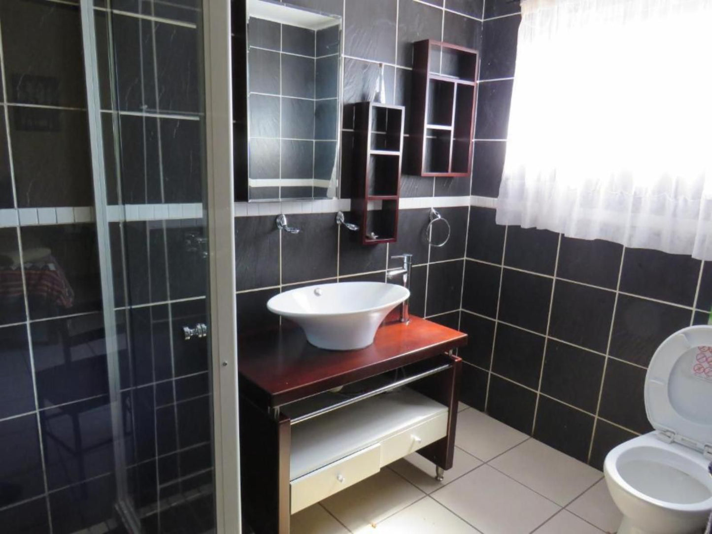 Chill Inn Barberton Barberton Mpumalanga South Africa Unsaturated, Bathroom