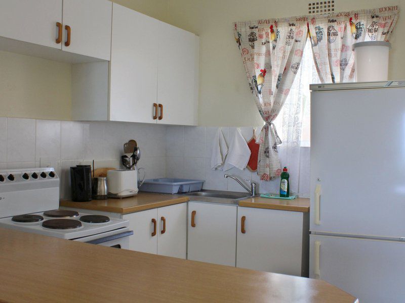 Waterside Living Claptons Beach 33 Marina Martinique Jeffreys Bay Eastern Cape South Africa Kitchen