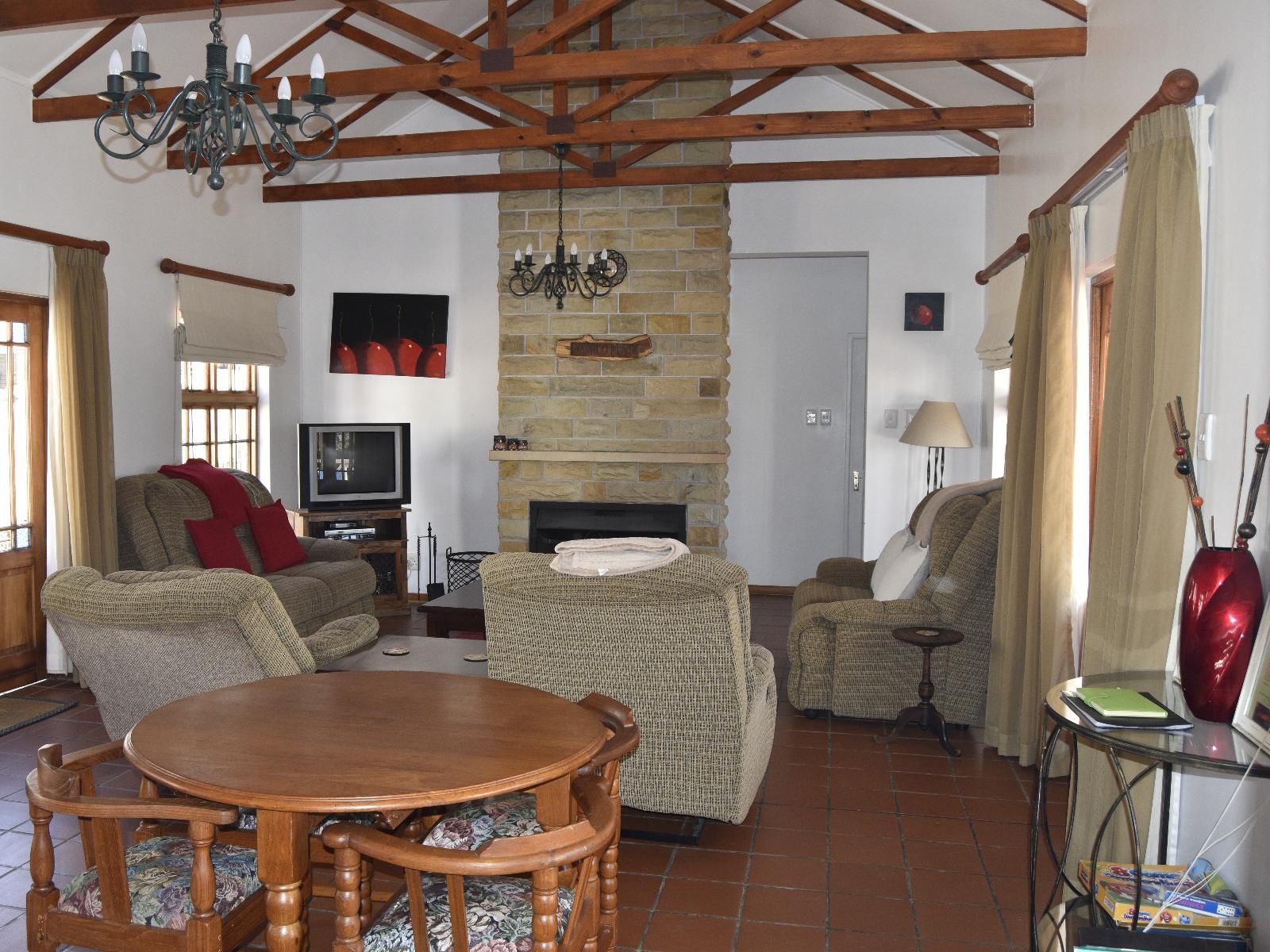 Clarens Accommodation Bookings, Living Room