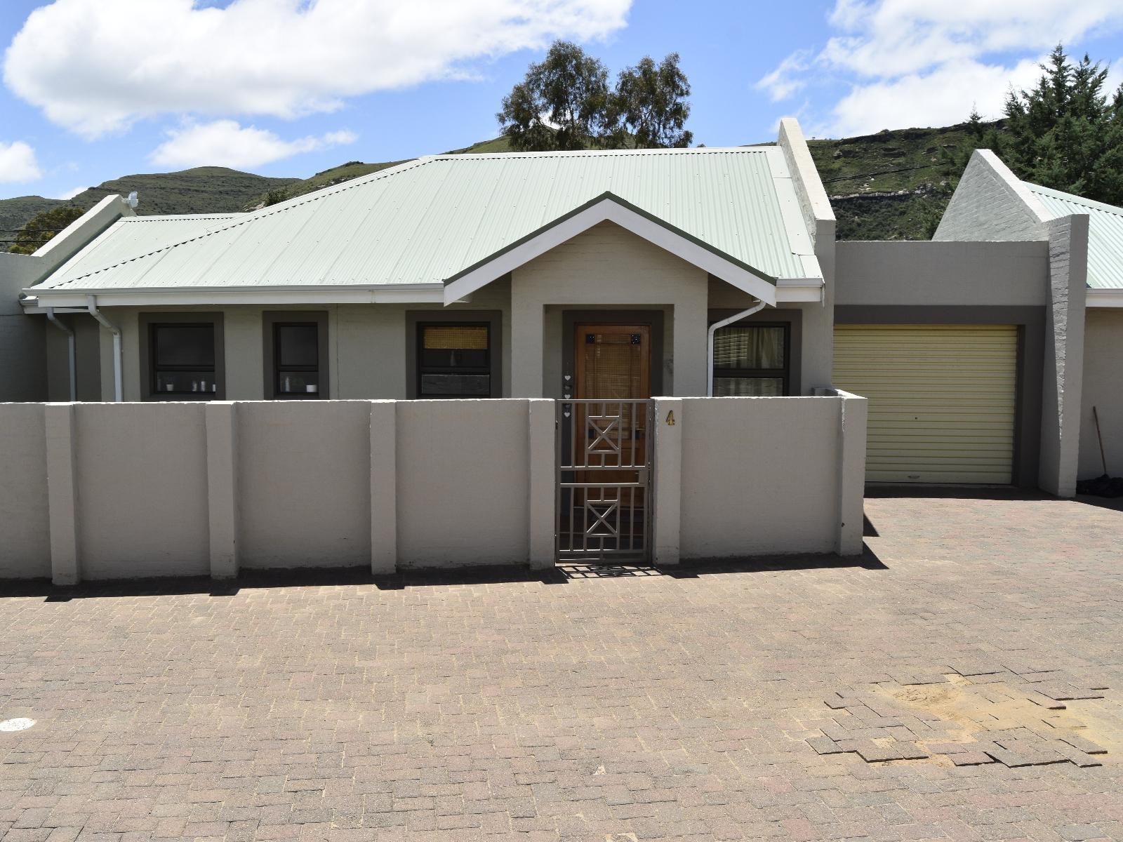 Clarens Accommodation Bookings, House, Building, Architecture