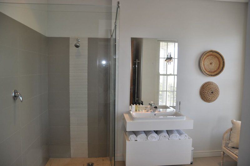 Cloud Villa At Funkey 5 6B Camps Bay Cape Town Western Cape South Africa Unsaturated, Bathroom