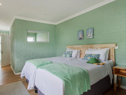 The Club - Standard Double Room @ Cape St Francis Collection