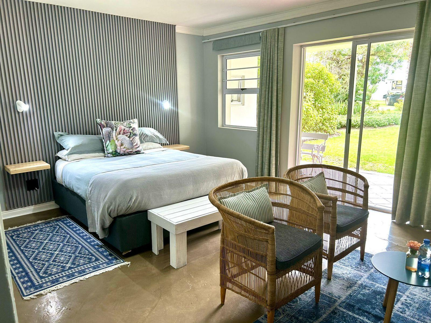 The Club - Standard Double Room @ Cape St Francis Collection