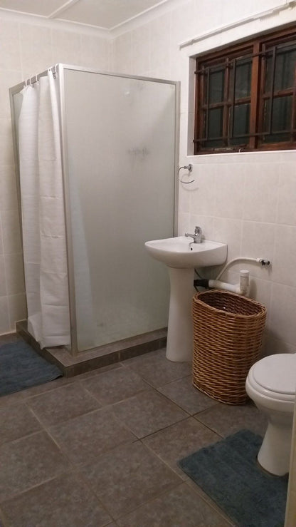 Clycherco Self Catering Apartments Mount Vernon Durban Kwazulu Natal South Africa Bathroom