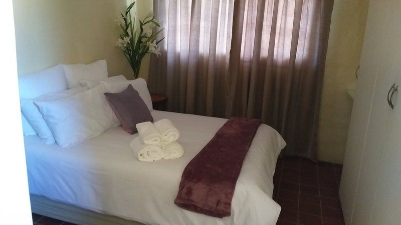 Clycherco Self Catering Apartments Mount Vernon Durban Kwazulu Natal South Africa Bedroom