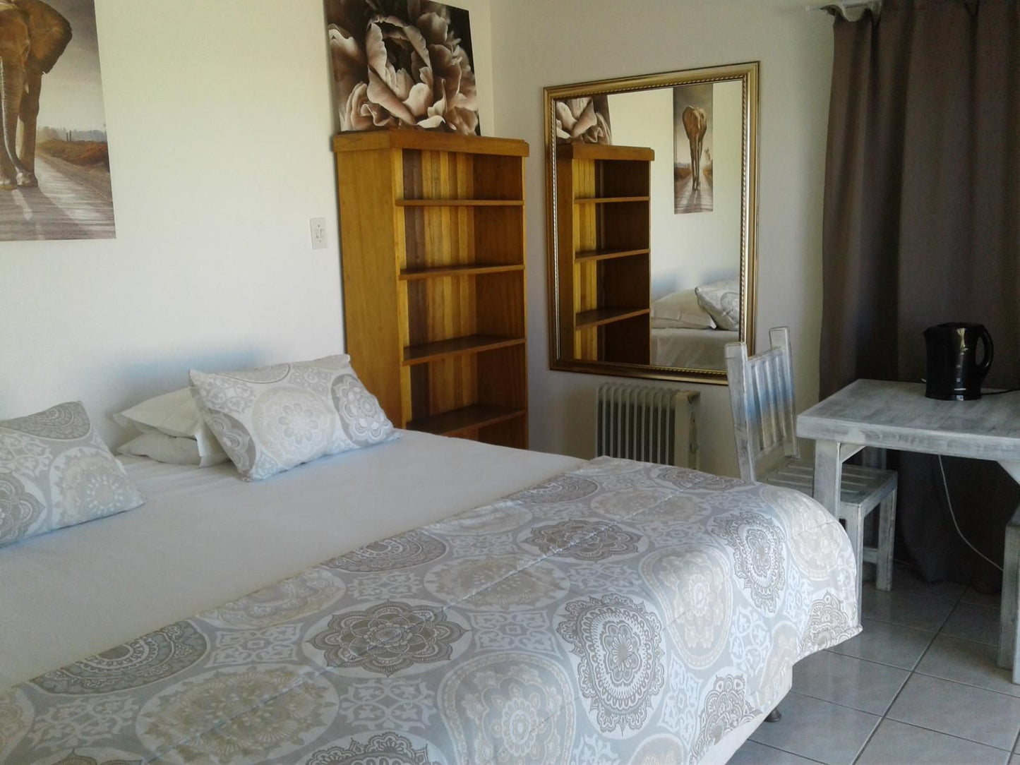 Come Home In Oudtshoorn Oudtshoorn Western Cape South Africa Bedroom