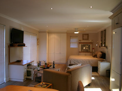 The Penthouse Apartment @ Constantia Vista