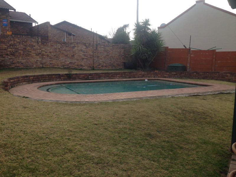 Corporate Or Holiday House Midrand Johannesburg Halfway Gardens Johannesburg Gauteng South Africa Swimming Pool