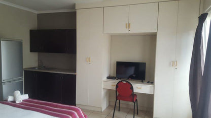 Cosy Guest Suites In Sandton Kelvin Johannesburg Gauteng South Africa Unsaturated, Kitchen
