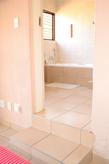 Cosy Guest Suites In Sandton Kelvin Johannesburg Gauteng South Africa Colorful, Bright, Bathroom