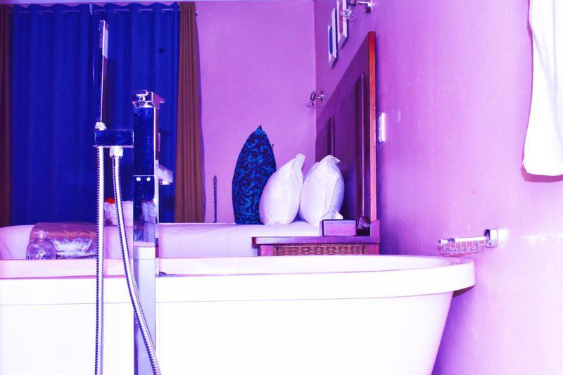 Cosy Posy Lusikisiki Eastern Cape South Africa Colorful, Bathroom