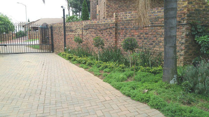 Cosy Cottage Erasmuskloof Pretoria Tshwane Gauteng South Africa Brick Texture, Texture, Garden, Nature, Plant