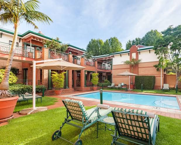 Courtyard Hotel Rosebank Rosebank Johannesburg Gauteng South Africa Complementary Colors, House, Building, Architecture, Palm Tree, Plant, Nature, Wood, Swimming Pool