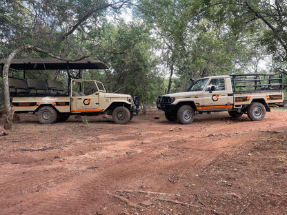 Cowley Wildlife, Vehicle