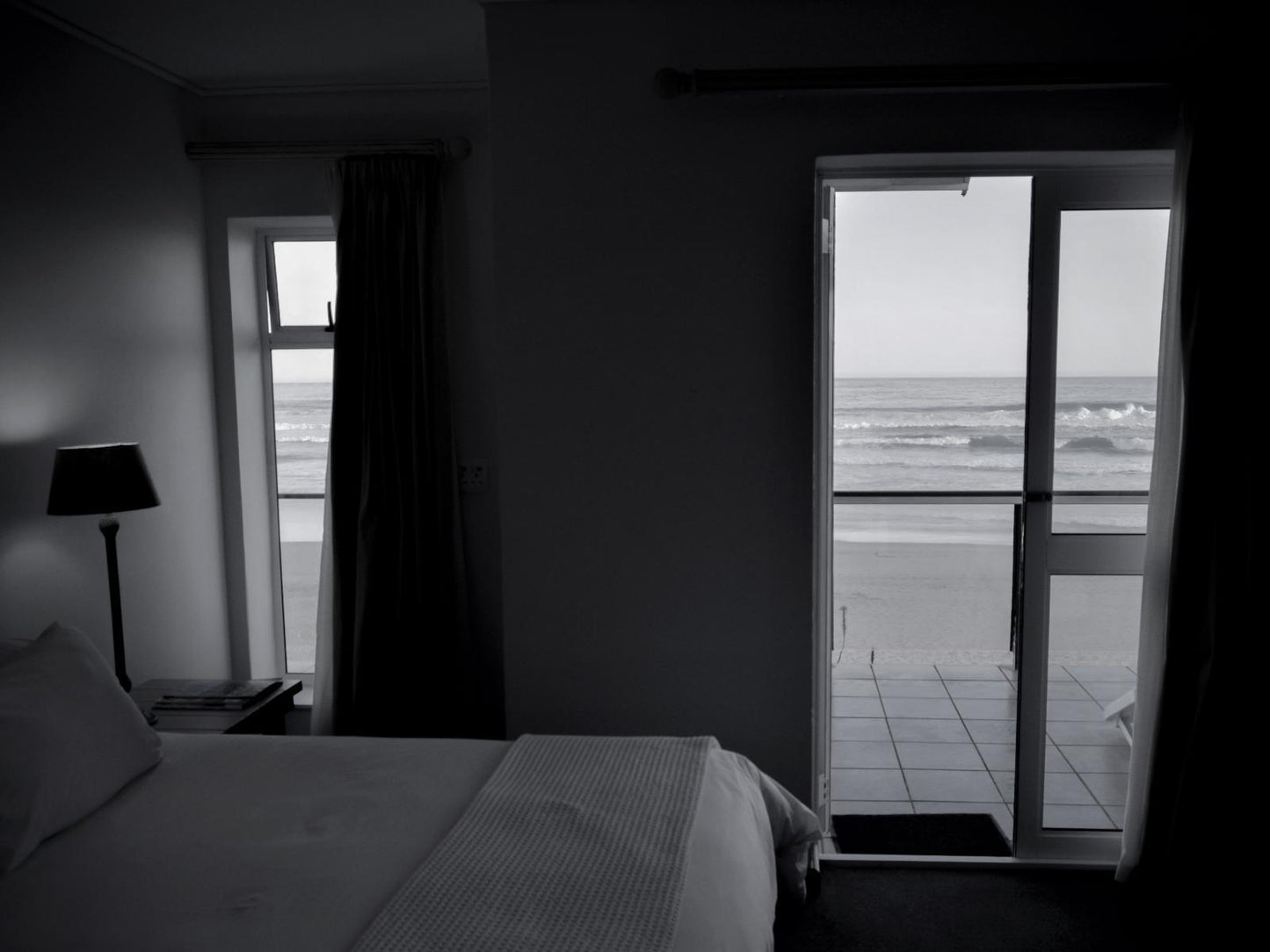 Room Six @ Sea Paradise