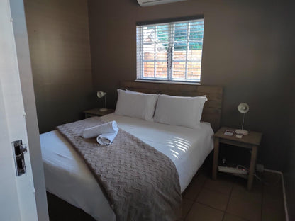 Crayfish Creek Guest House, Room 6, Bedroom