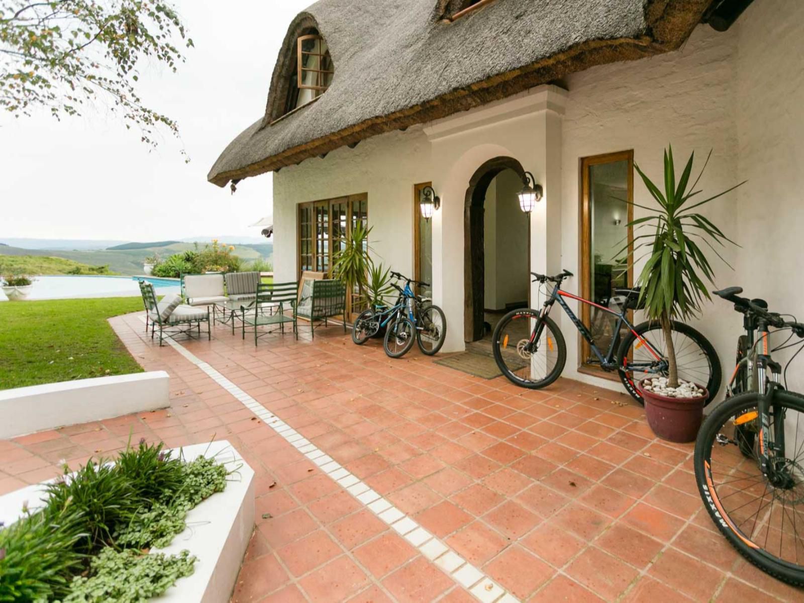 Crestwood Currys Post Kwazulu Natal South Africa House, Building, Architecture, Bicycle, Vehicle