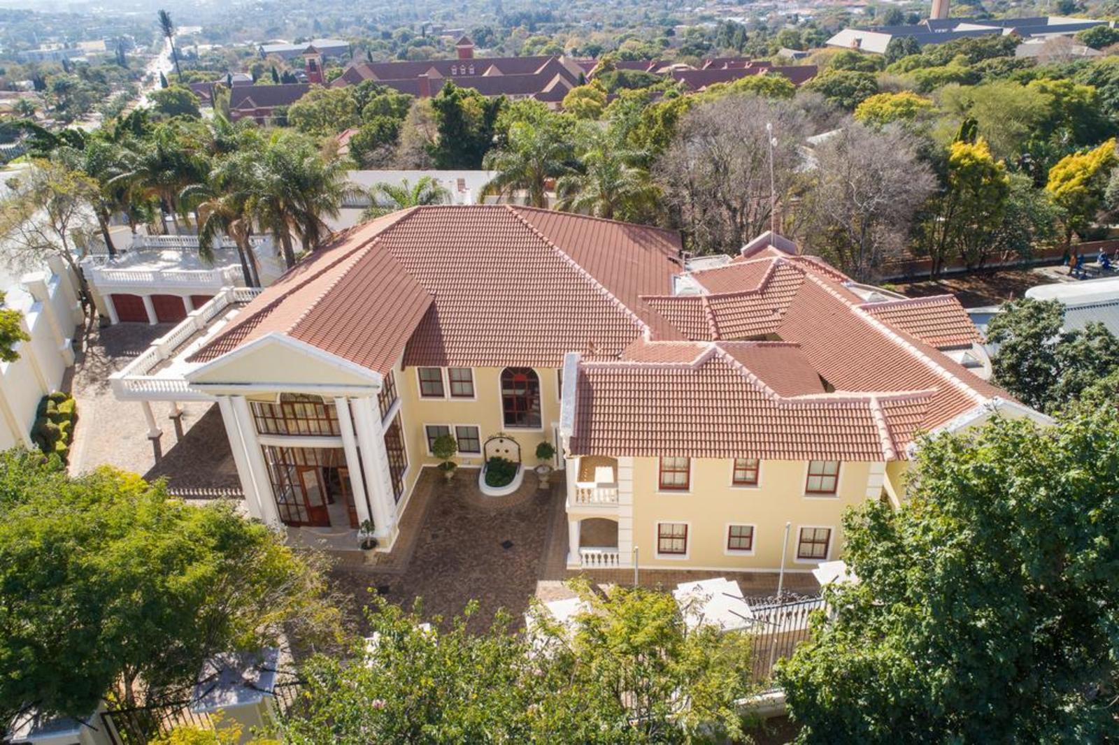 Cricklewood Manor Boutique Hotel Waterkloof Pretoria Tshwane Gauteng South Africa House, Building, Architecture, Palm Tree, Plant, Nature, Wood