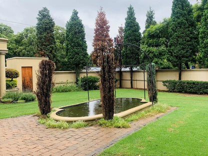Crown Guest House Waterkloof Waterkloof Pretoria Tshwane Gauteng South Africa House, Building, Architecture, Garden, Nature, Plant