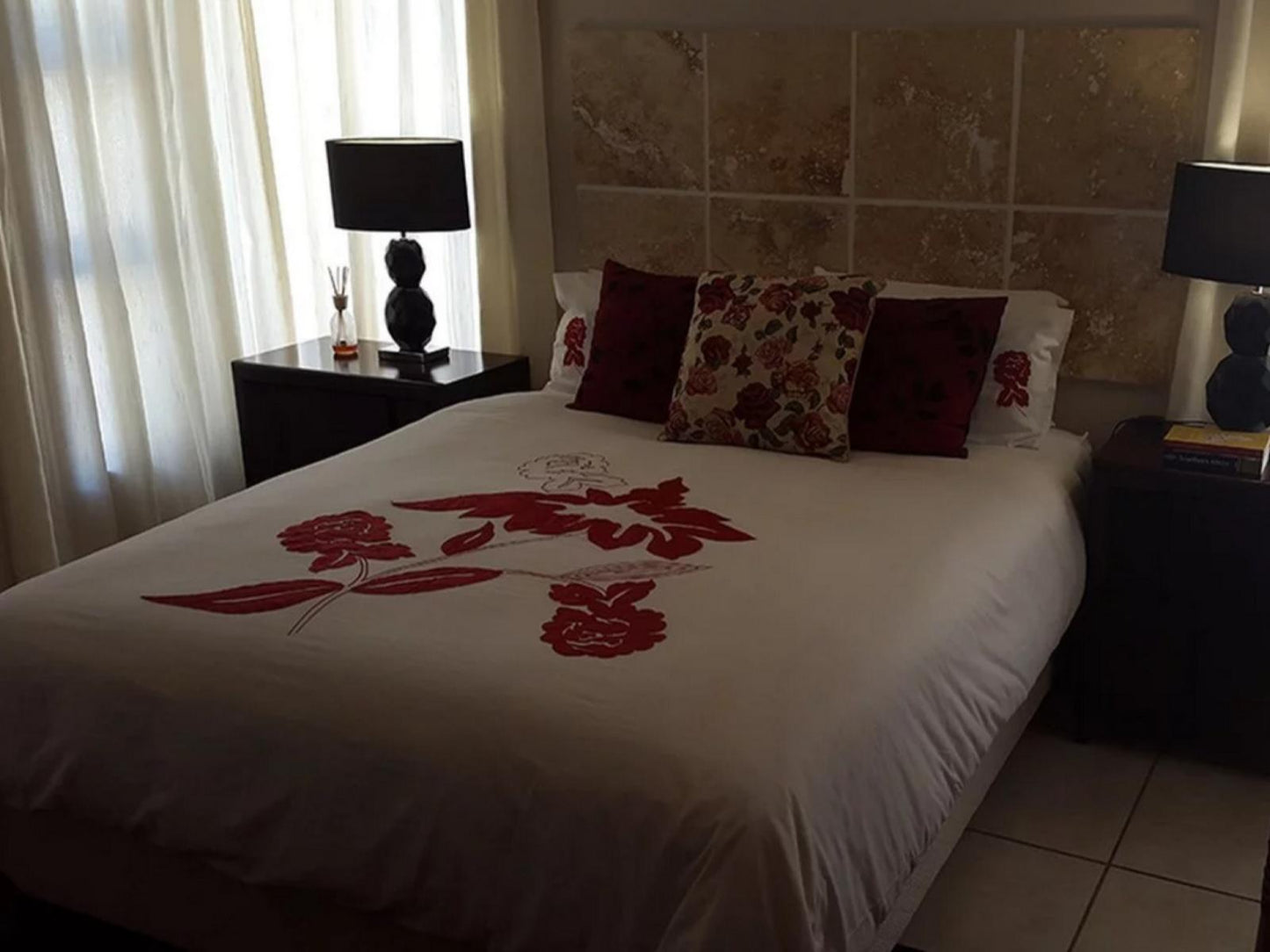 Ruby Room @ Crystalvilla Guest House