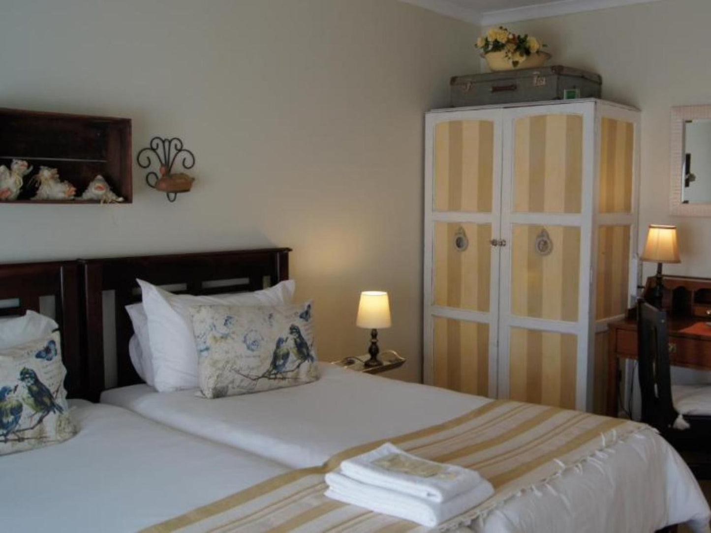 Luxury Twin Rooms @ Cunningham Cottage