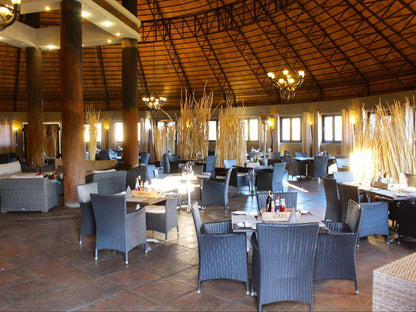 Daan Viljoen Lodge, Restaurant, Bar