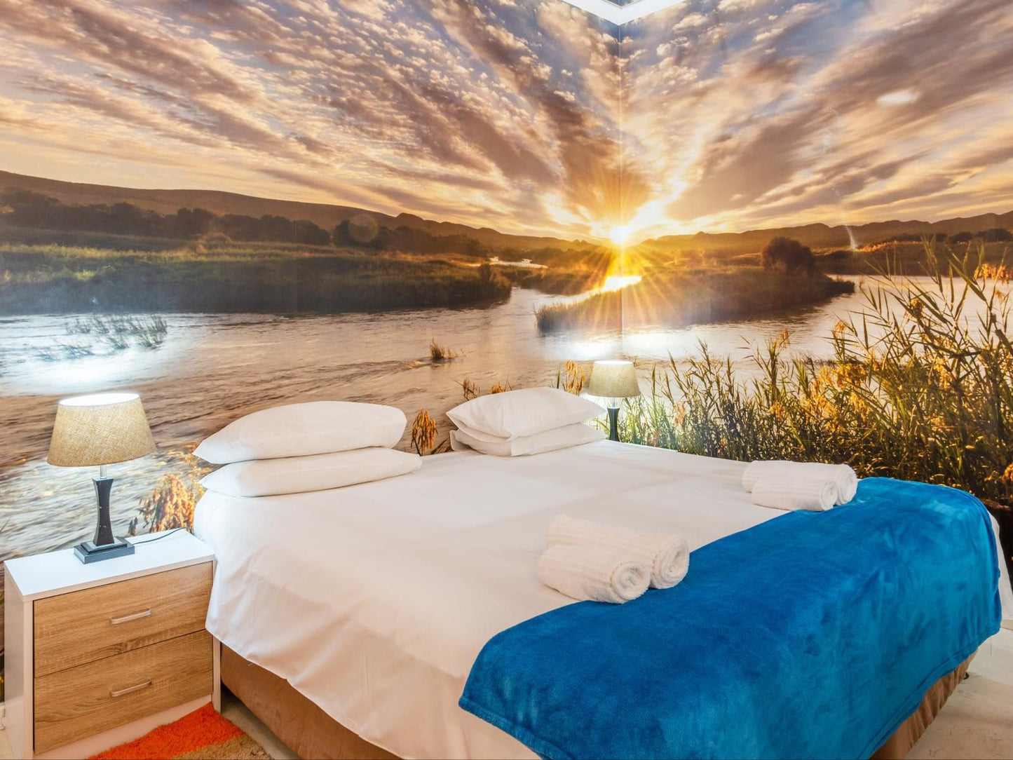 Daddy Long Legs Art Hotel, Standard Double, Bedroom, Sunset, Nature, Sky