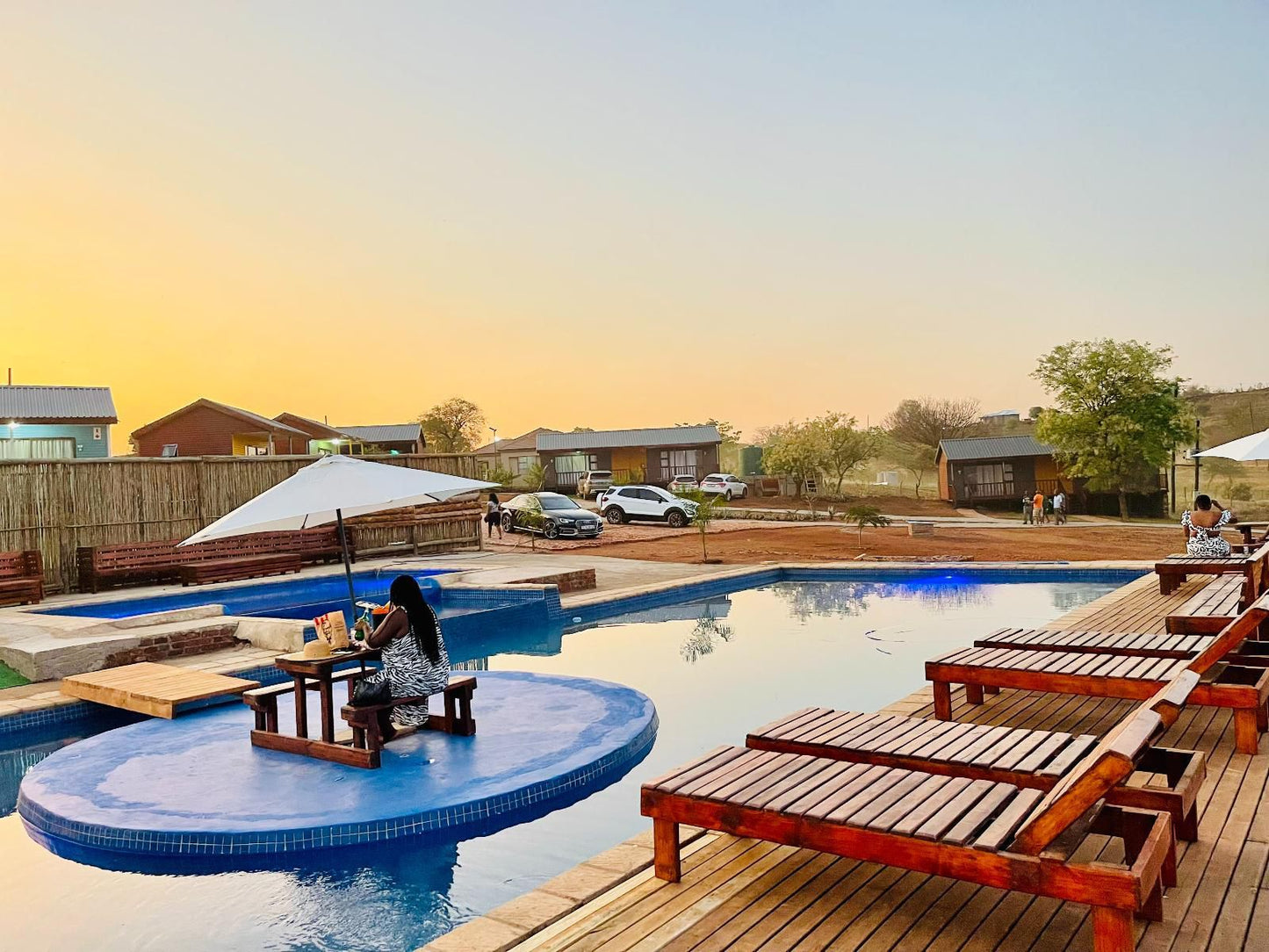 Damview Eco Lodge, Swimming Pool, Person