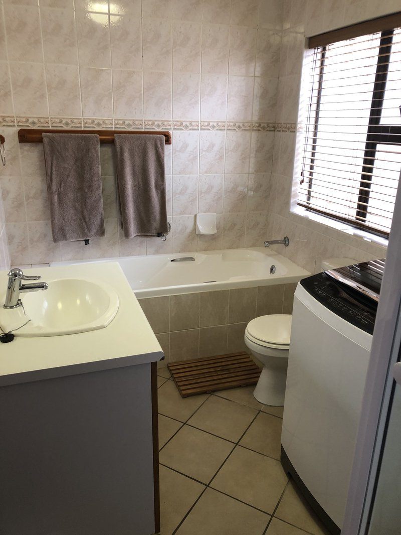 Dankepa Strandhuis Herolds Bay Western Cape South Africa Bathroom